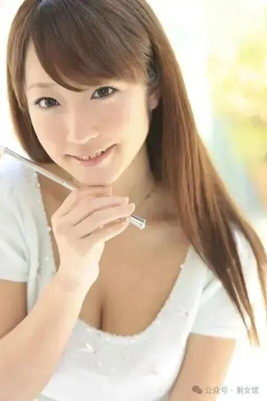 海报
